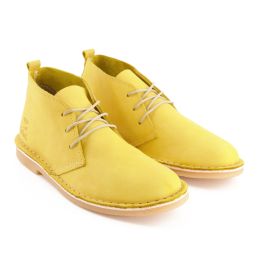 BATA SAFARI ODYSSEY MENS CANARY YELLOW SIZE 8